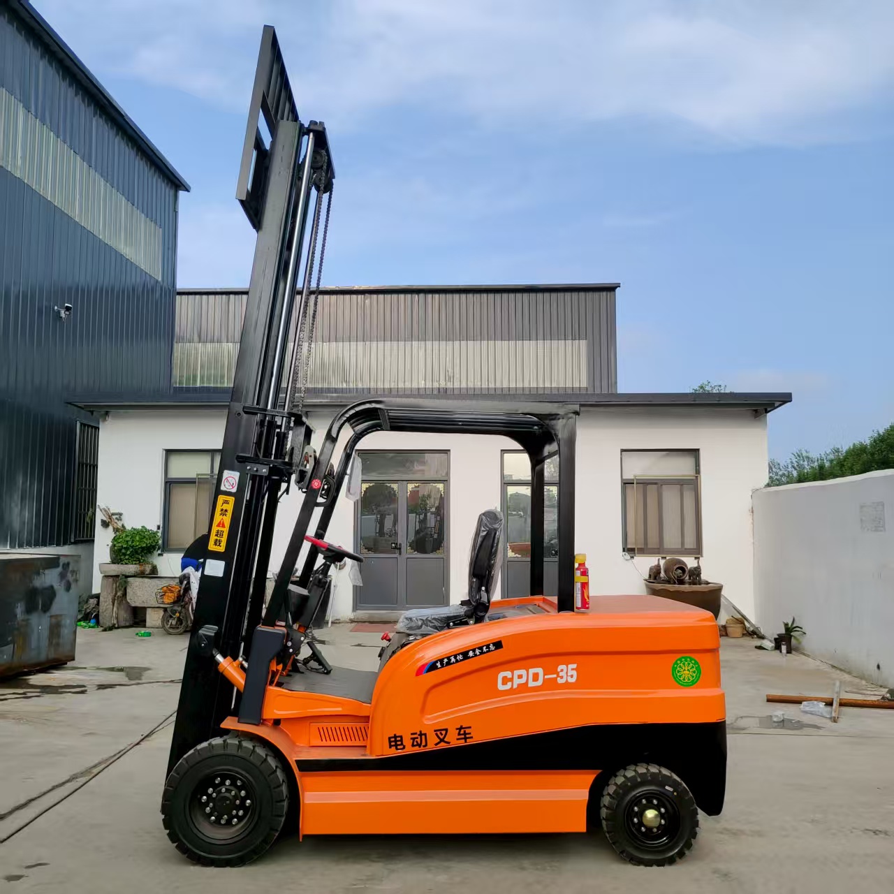Electric Forklift Pallet Stack - огляд і ціна Heavy Equipment Lifting